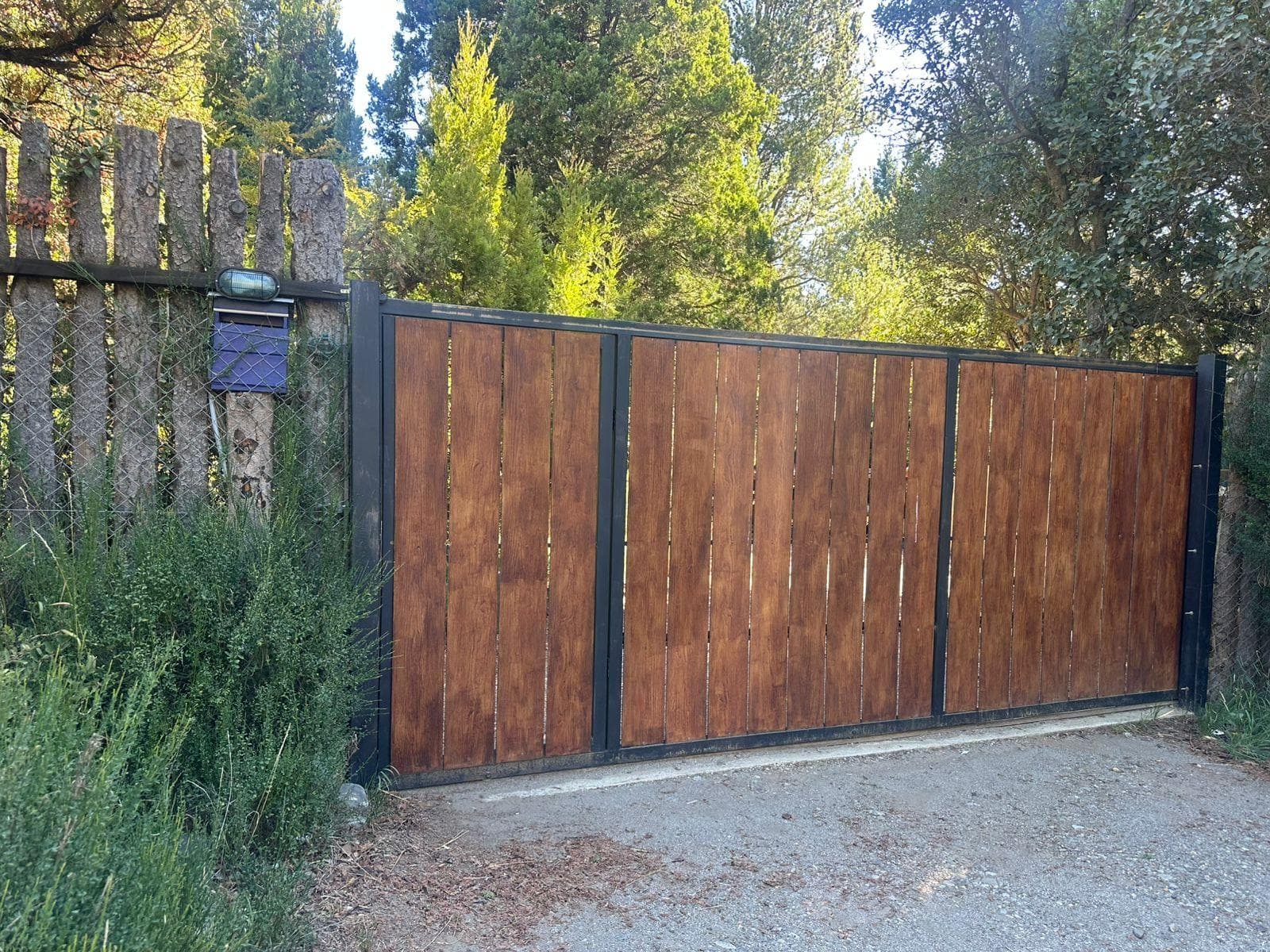 HOUSE IN VILLA LAGO GUTIERREZ ON A 2,500 m² LOT