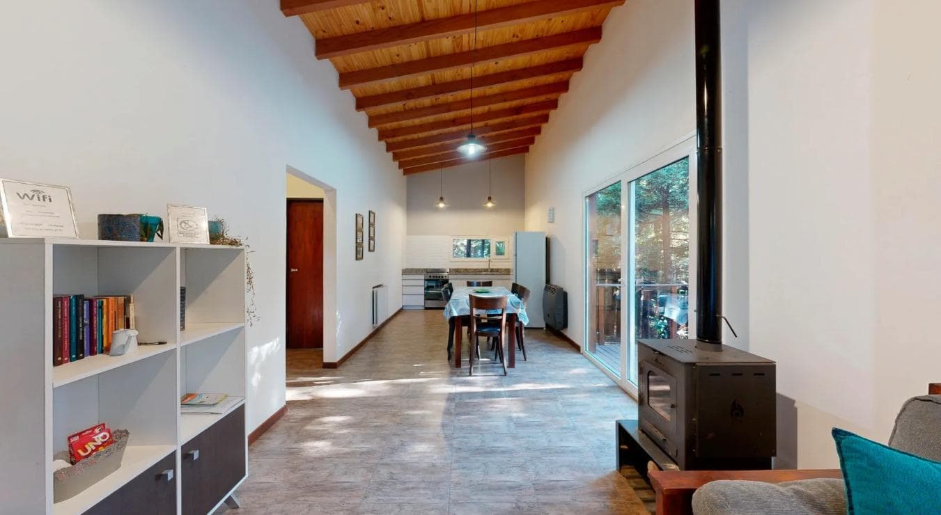 HOUSE IN VILLA LAGO GUTIERREZ ON A 2,500 m² LOT