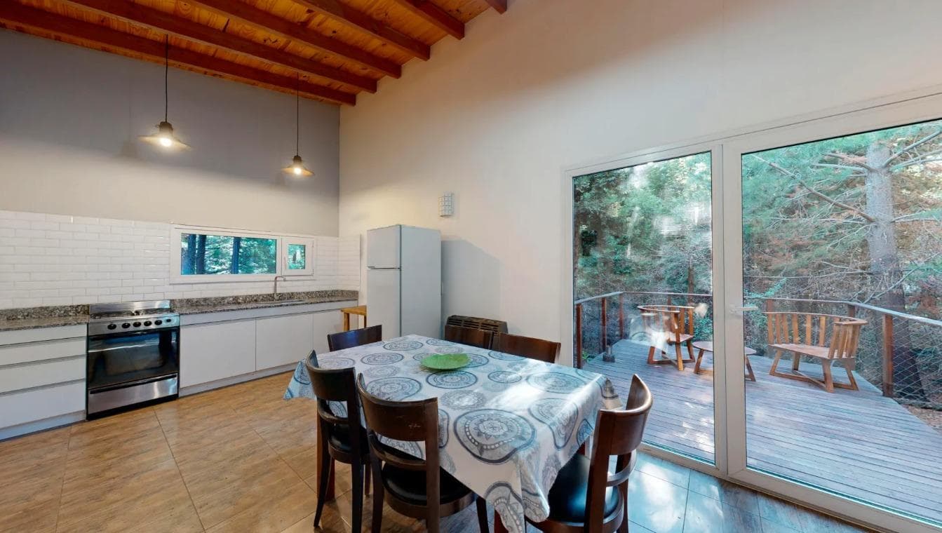 HOUSE IN VILLA LAGO GUTIERREZ ON A 2,500 m² LOT