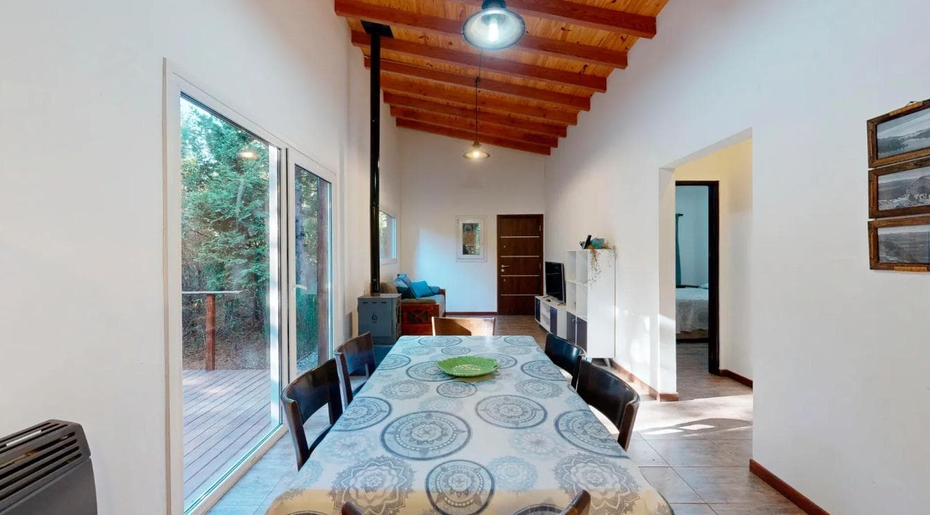 HOUSE IN VILLA LAGO GUTIERREZ ON A 2,500 m² LOT
