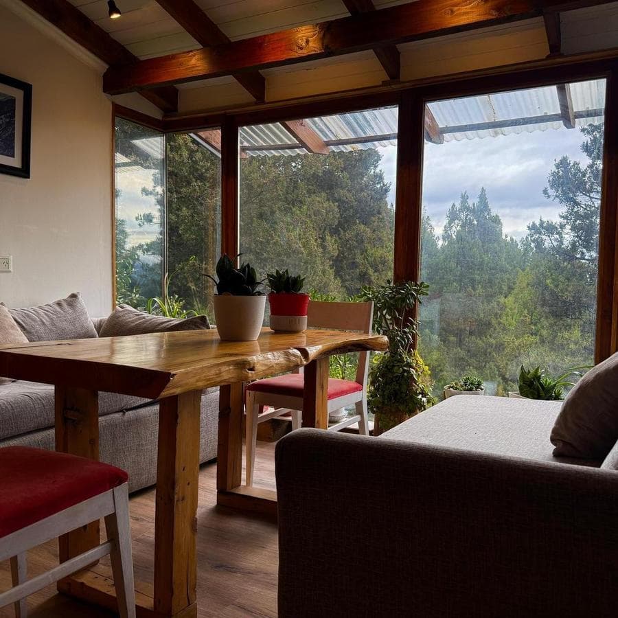 House and Studio Apartment in Melipal II