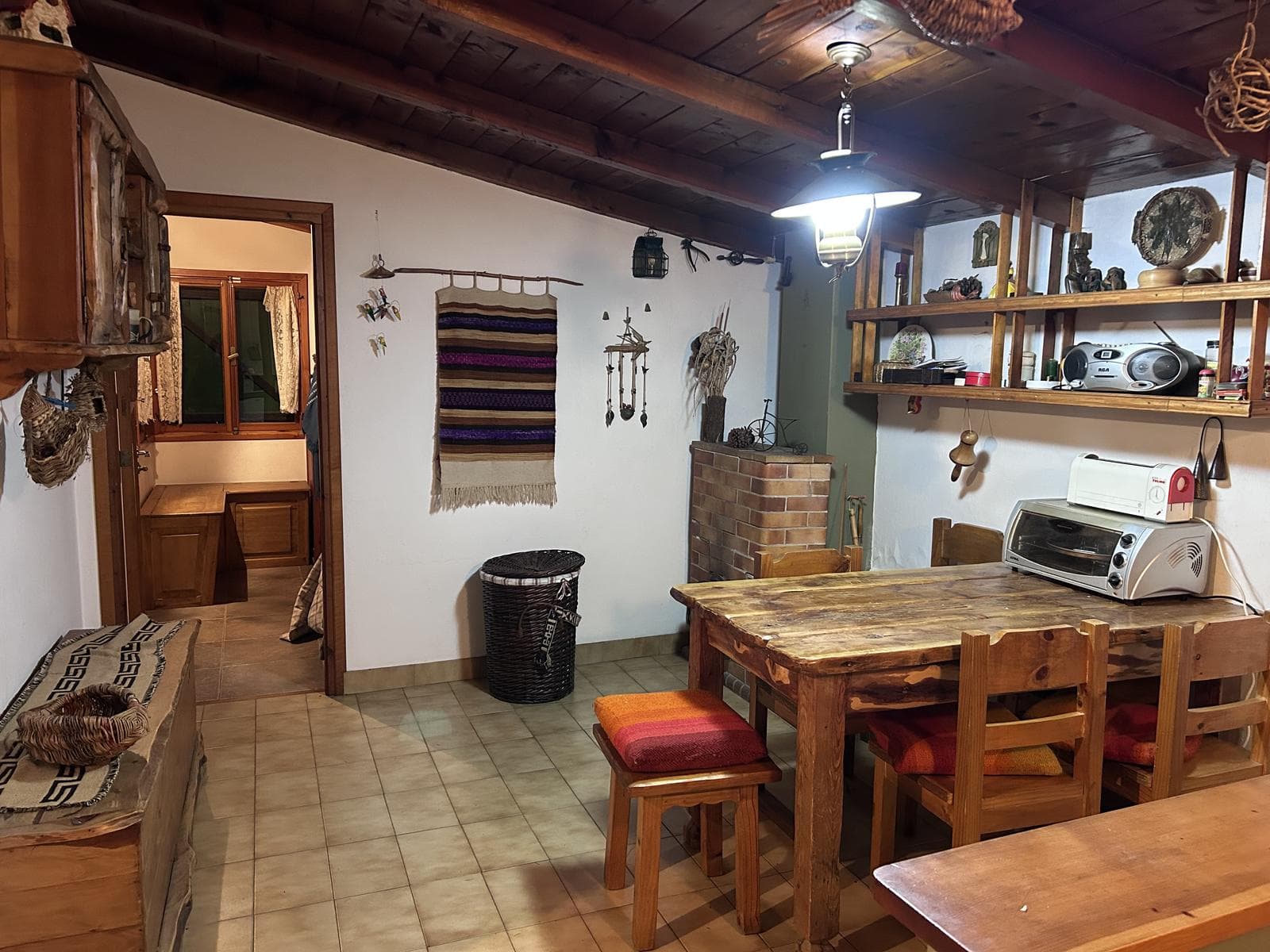 HOUSE ON BUSTILLO | COMMERCIAL PROPERTY