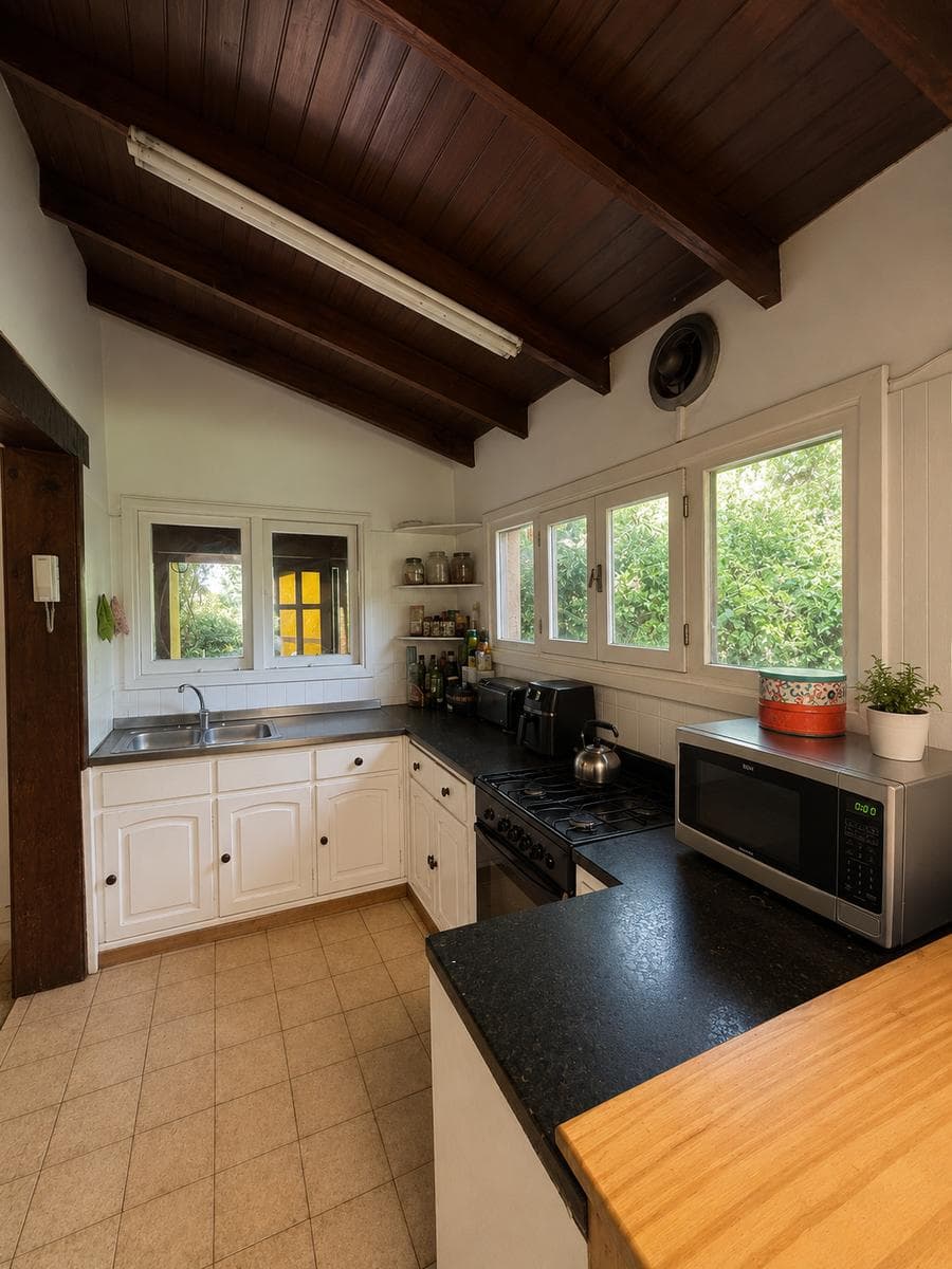 House for Sale: 3 Bedrooms + Apartment - Melipal - Bariloche