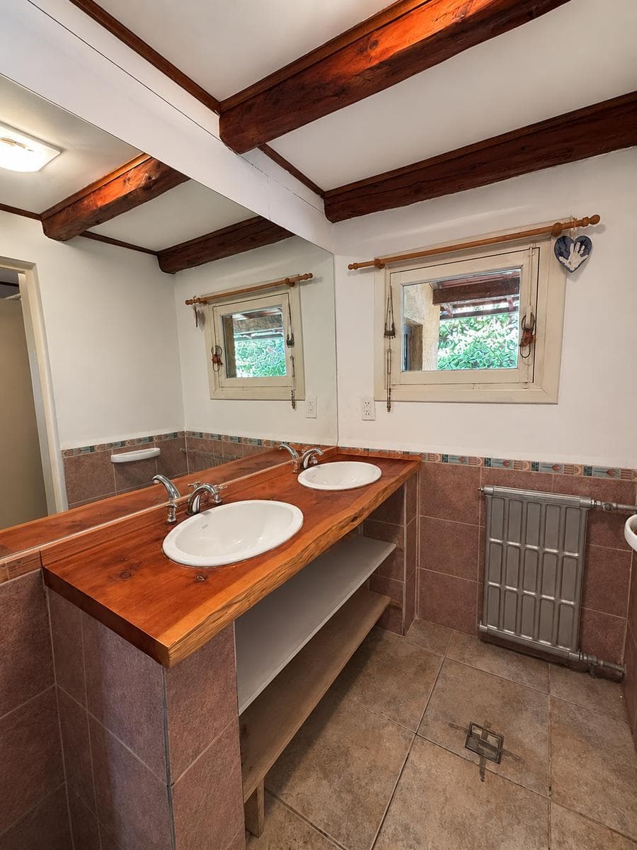 House for Sale: 3 Bedrooms + Apartment - Melipal - Bariloche