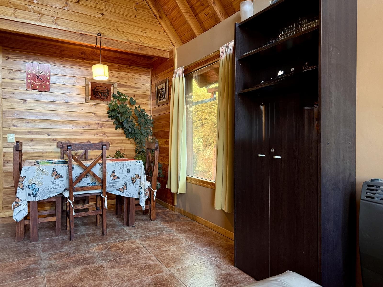 House and cabins for sale