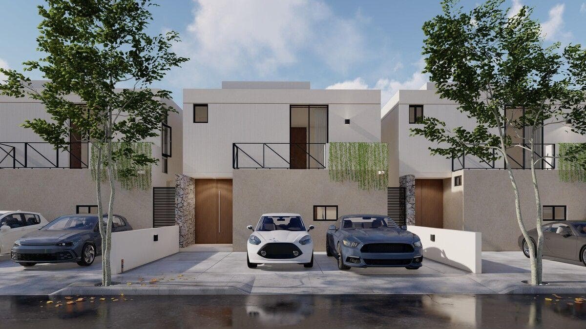 House north of Mérida, in Conkal, on a private street with 28 houses