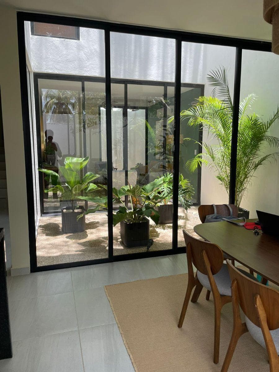House for PRE-SALE in Chuburná de Hidalgo, a central area within the ring road