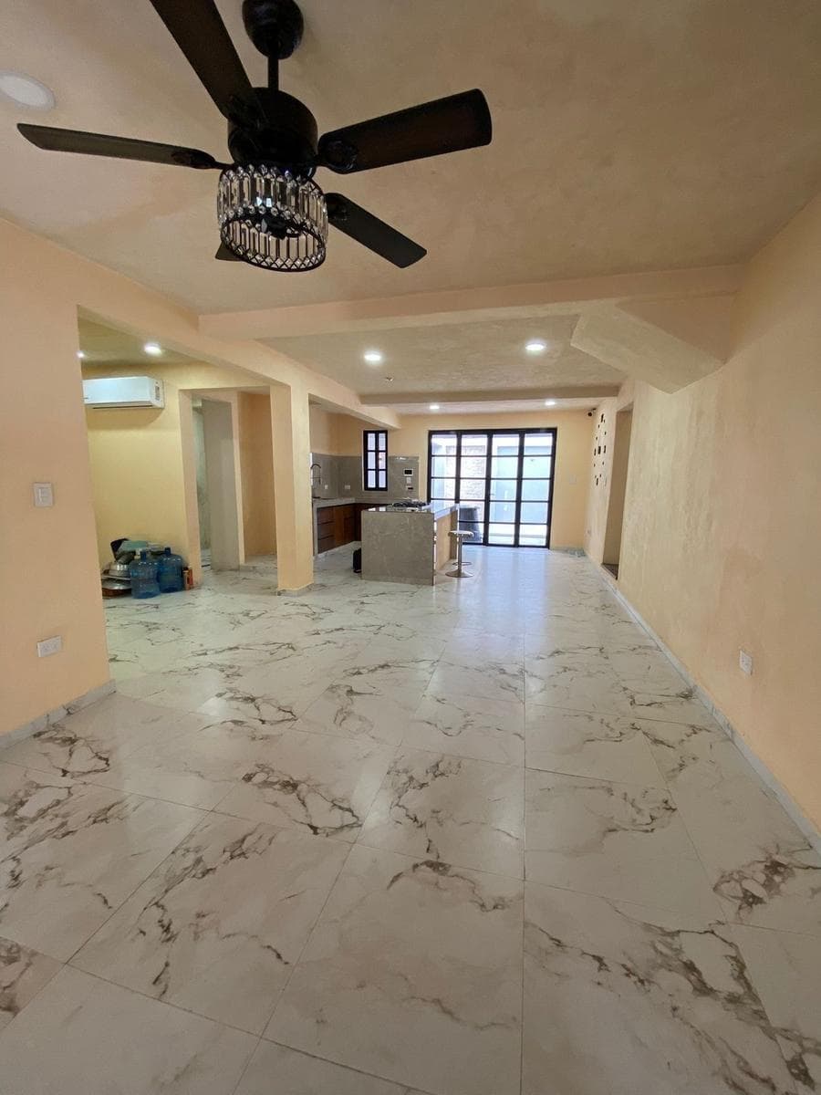 Four-bedroom house in San Vicente Oriente, Mérida