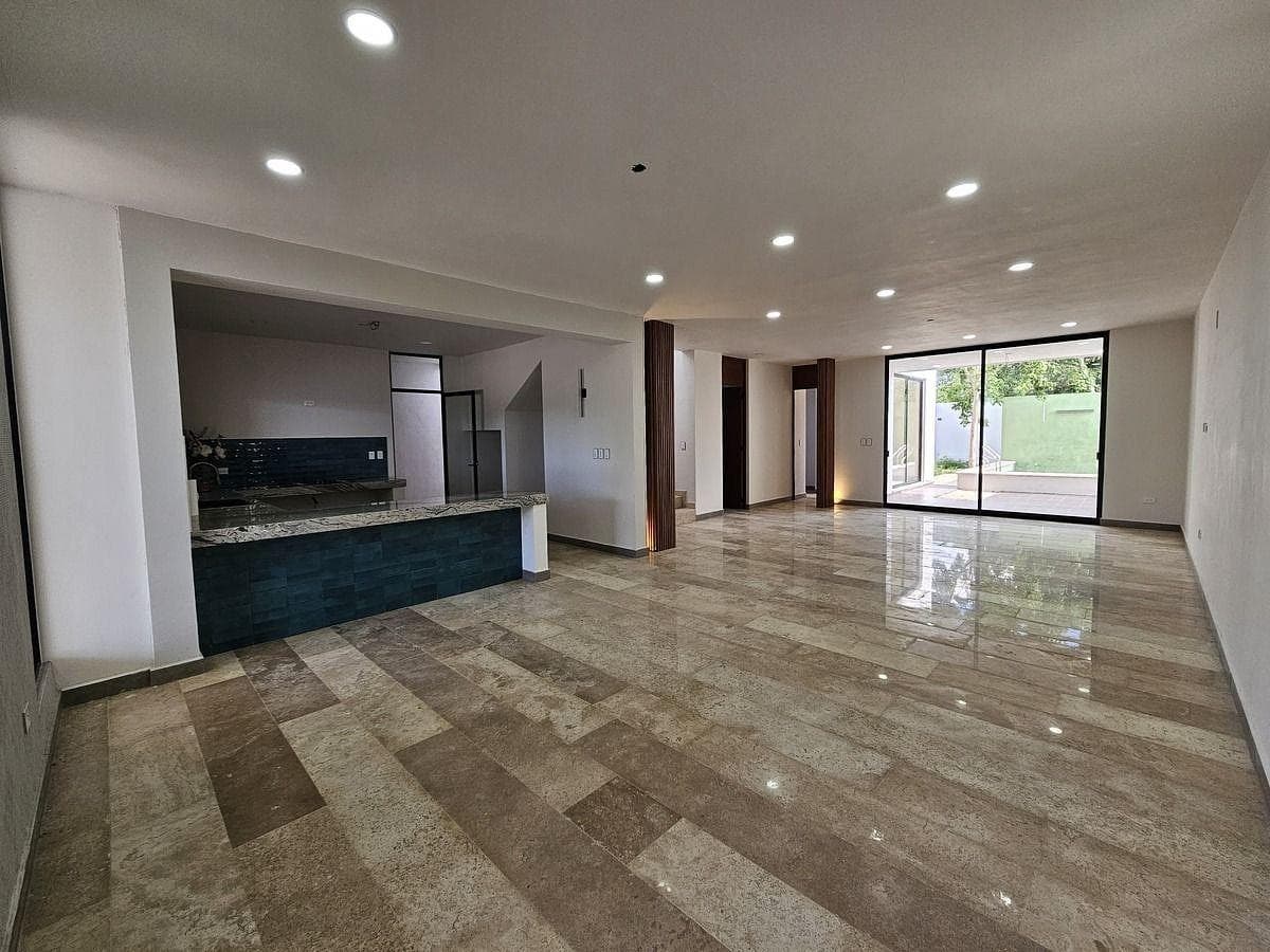4-Bedroom House with Easy Access to the Ring Road, Mérida