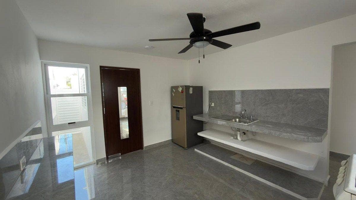HOUSE IN THE VISTA ALEGRE NEIGHBORHOOD—JUST REMODELED!!!