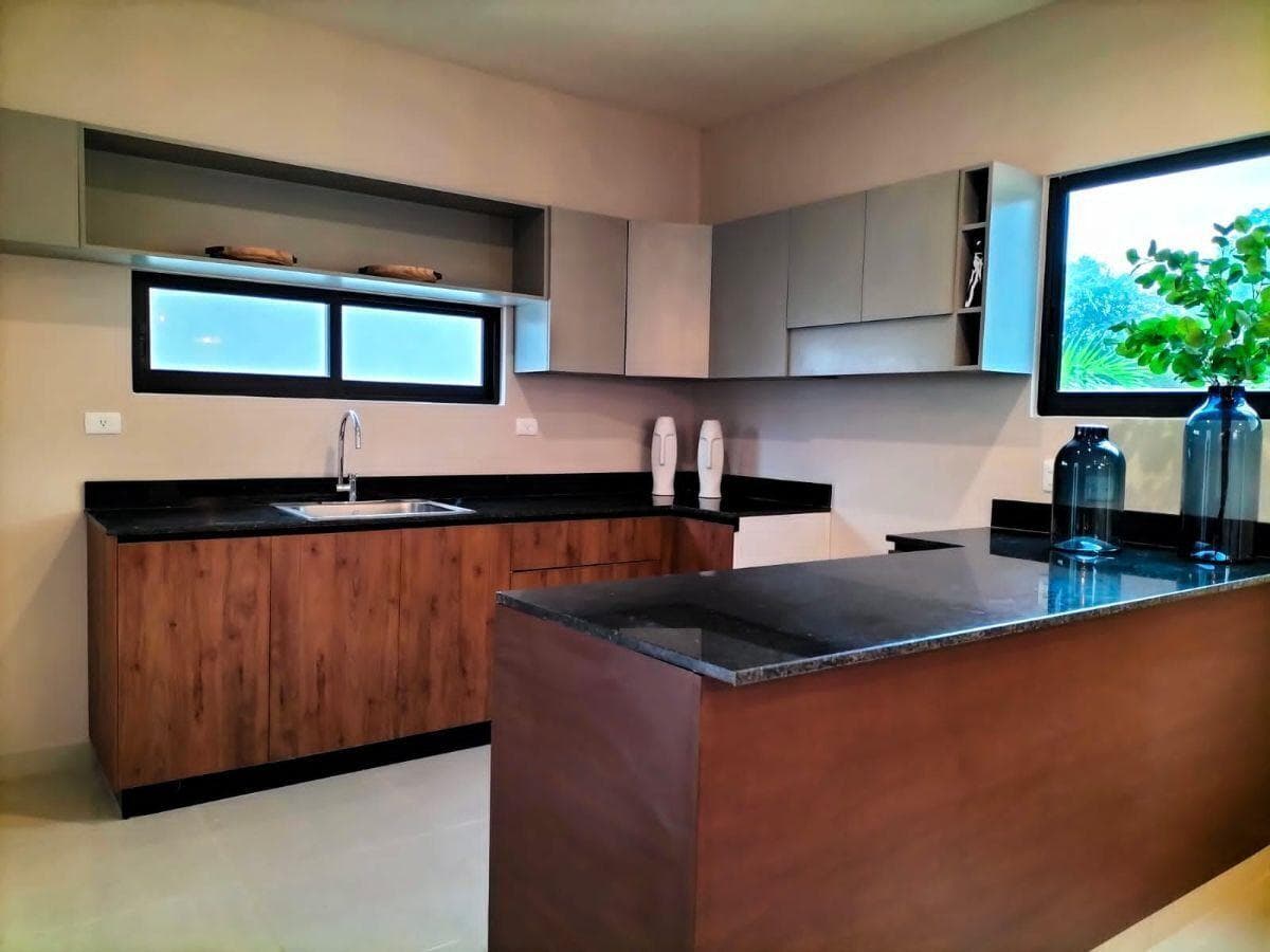 House for Sale in Real Montejo