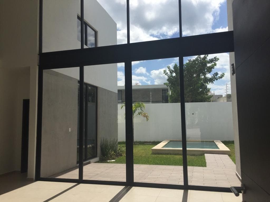 House north of Mérida, Cholul