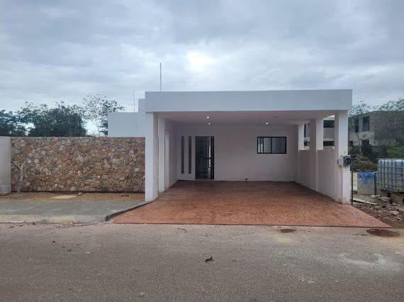 House North of Mérida, Conkal