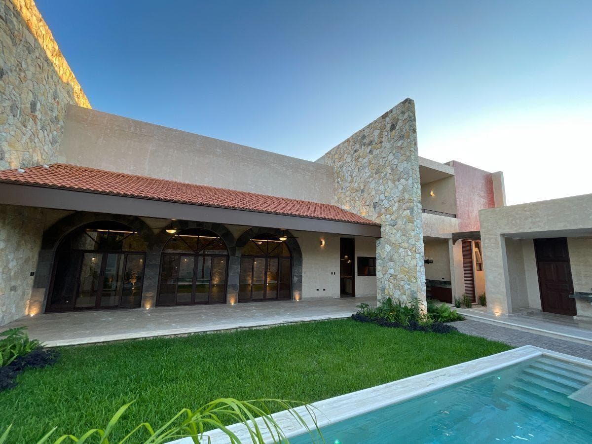 House North of Mérida, Temozón Norte