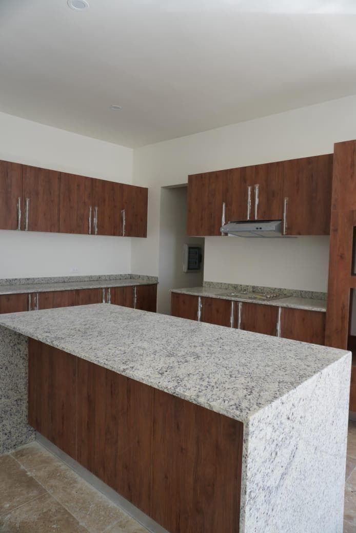 House in Conkal on a private lot with THREE BEDROOMS, Mérida