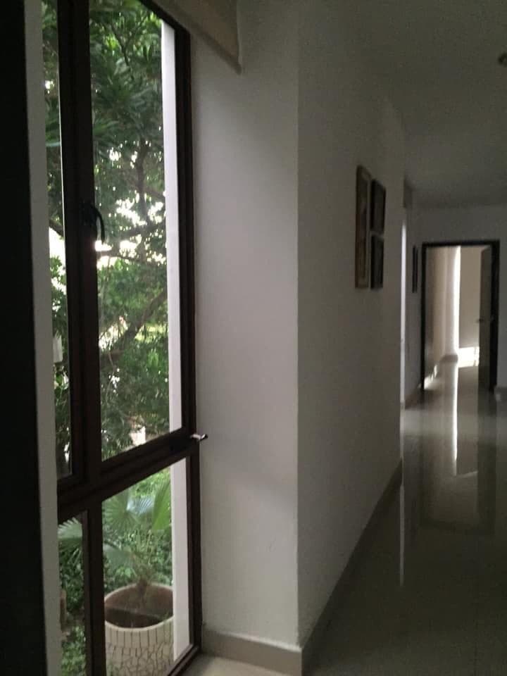 4-Bedroom Apartment for Rent on García Ginerés Street