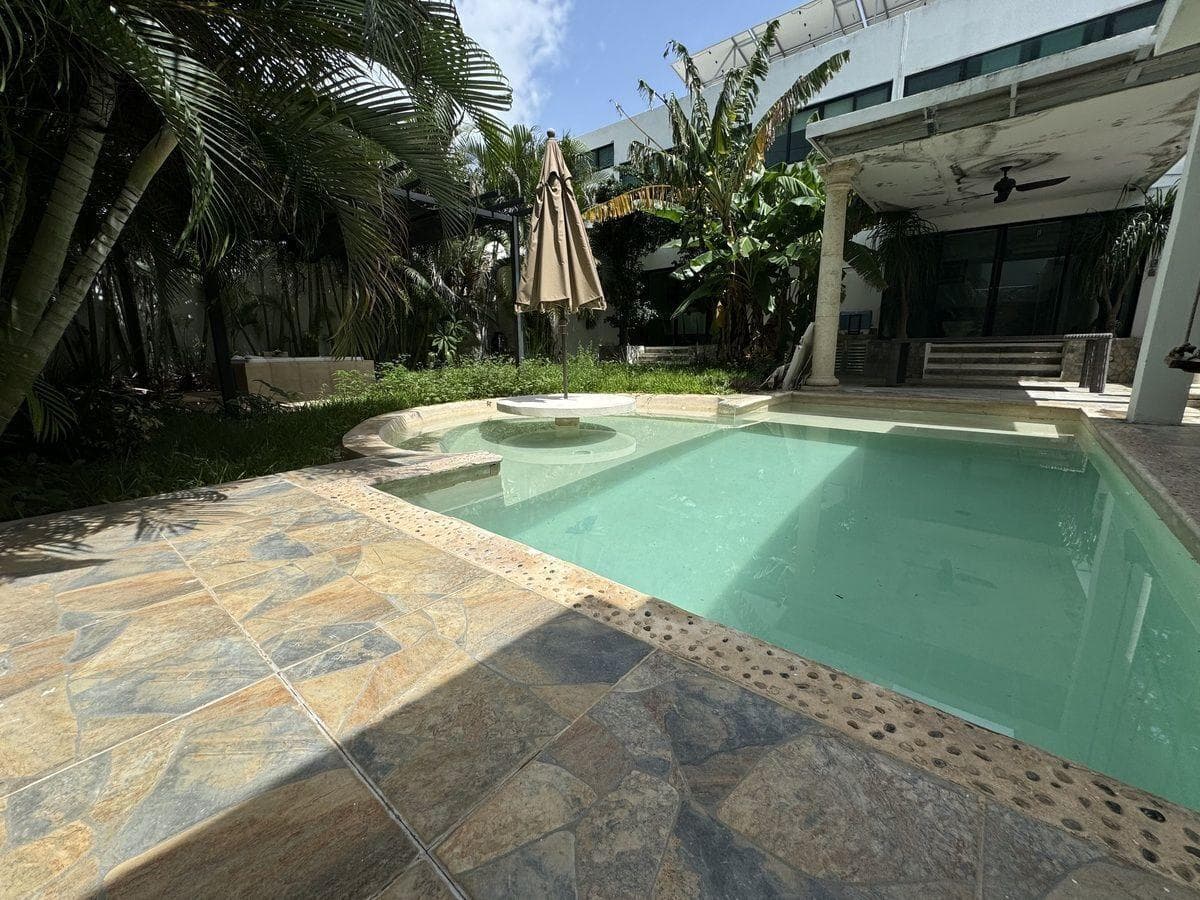 4-Bedroom House in Montebello, Mérida