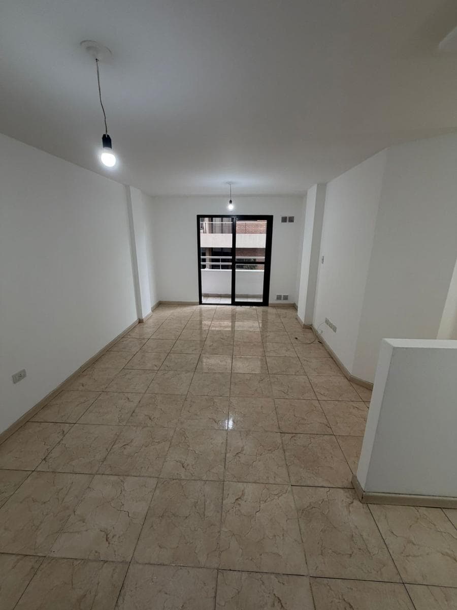 1-BEDROOM APARTMENT FOR RENT WITH BALCONY—JUST A FEW METERS FROM CIUDAD UNIVERSITARIA