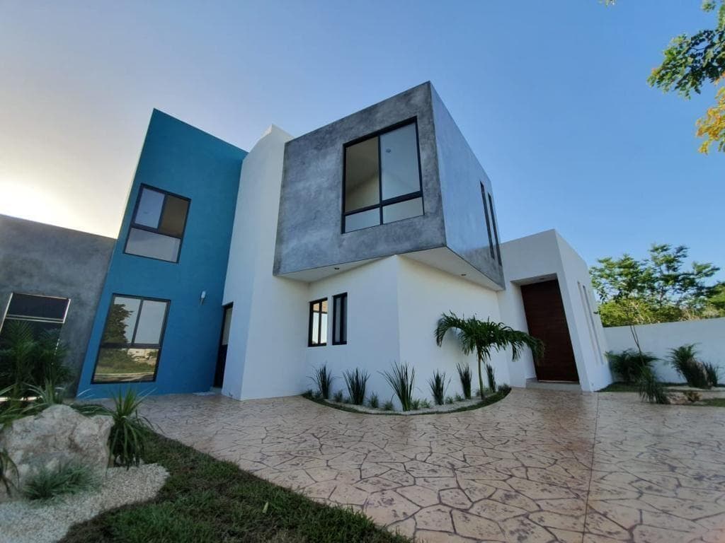 House in Northern Mérida, Cholul-Conkal