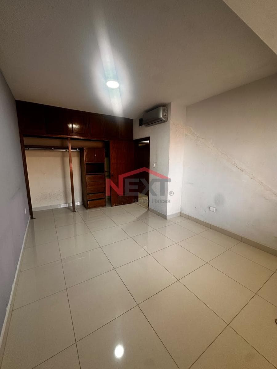 HOUSE FOR RENT IN THE VALLE GRANDE NEIGHBORHOOD