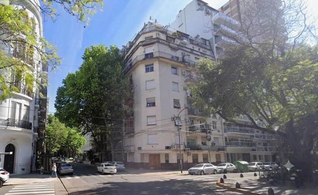 2-Room Apartment for Sale in Palermo with a Balcony