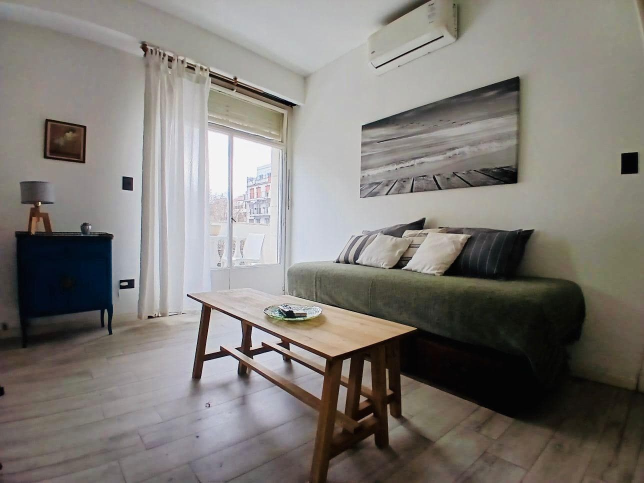 2-Room Apartment for Sale in Palermo with a Balcony