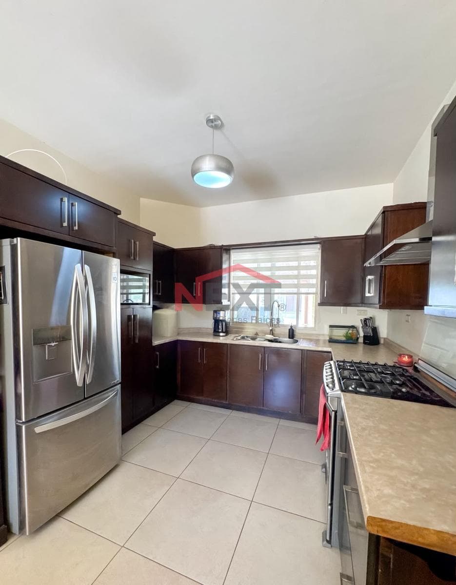 HOUSE FOR SALE IN MONTEROSA RESIDENCIAL