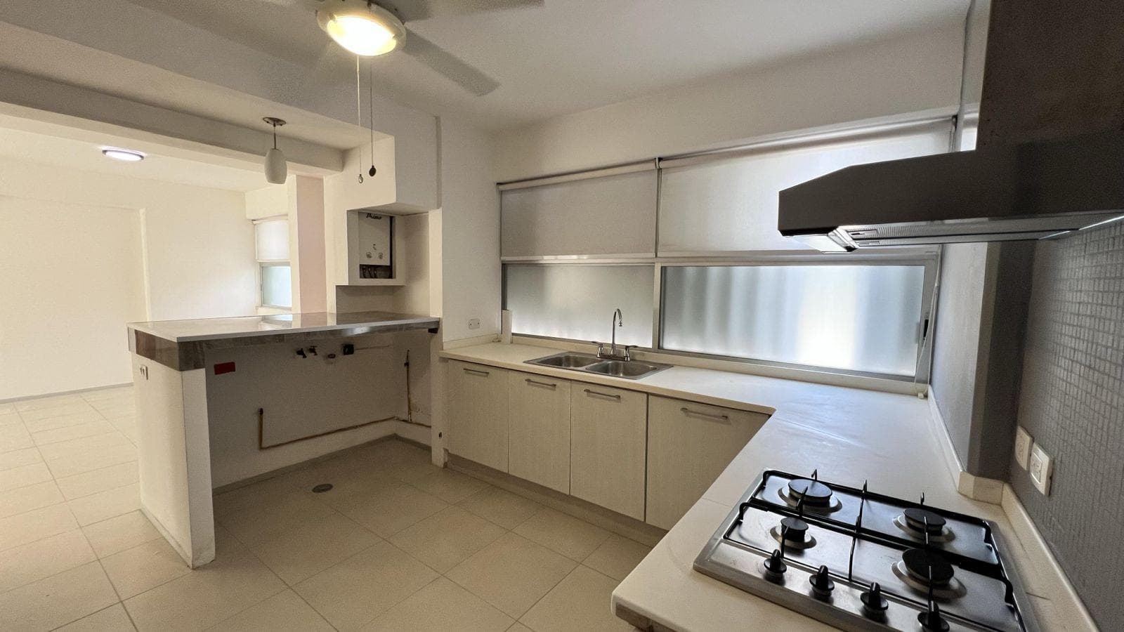 DEPARTAMENTO EN RENTA TZIARA HORIZONTES SUPMZ 16 AV NIZUC CANCUN