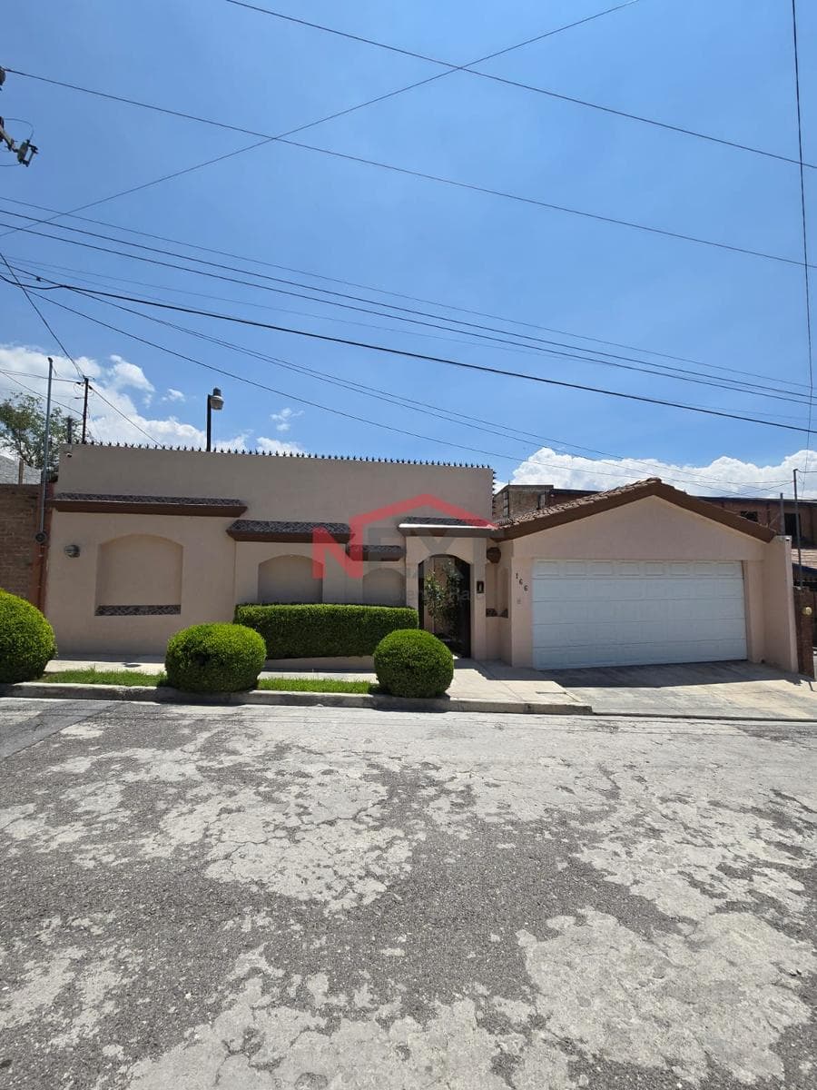 HOUSE FOR SALE IN RANCHO EL MORILLO
