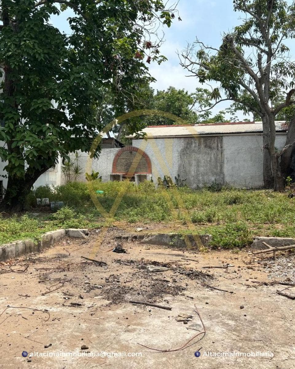 Lot in Revolución Verde