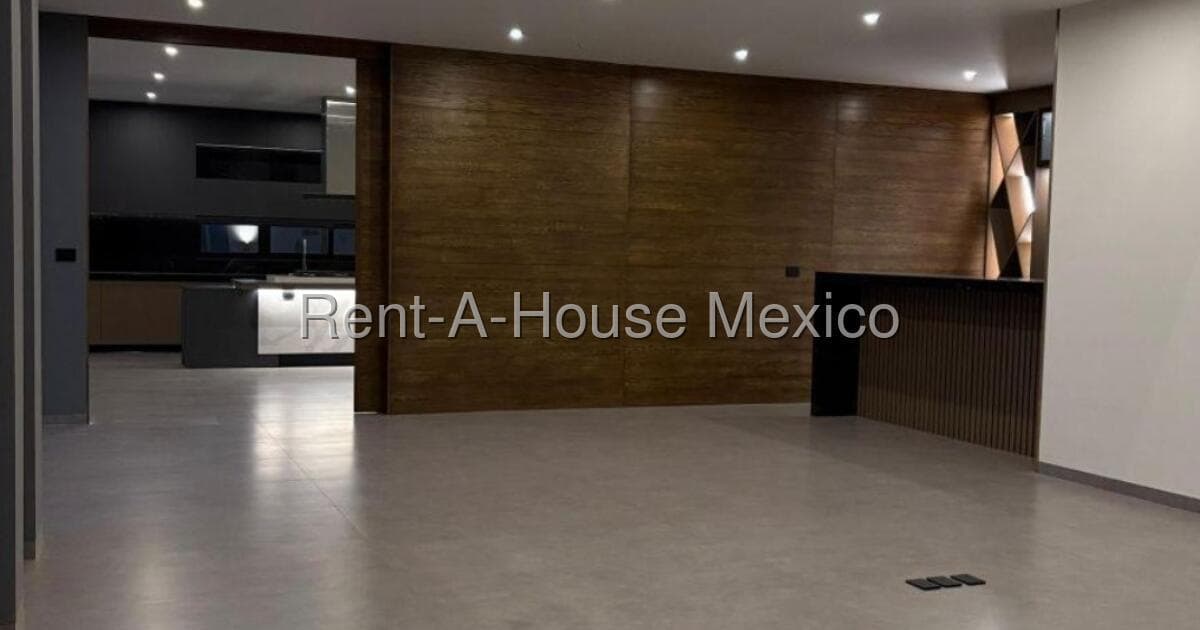 House for Sale in Altozano el Nuevo, Querétaro. Move-in Ready