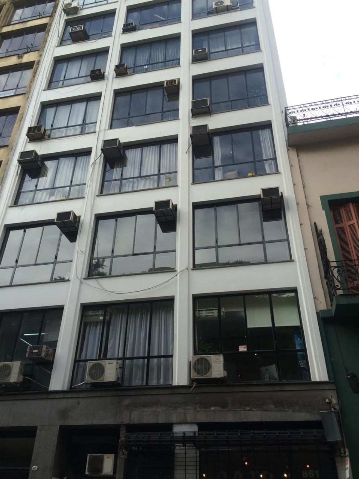 Very Bright Office for Sale or Rent in Retiro, Buenos Aires