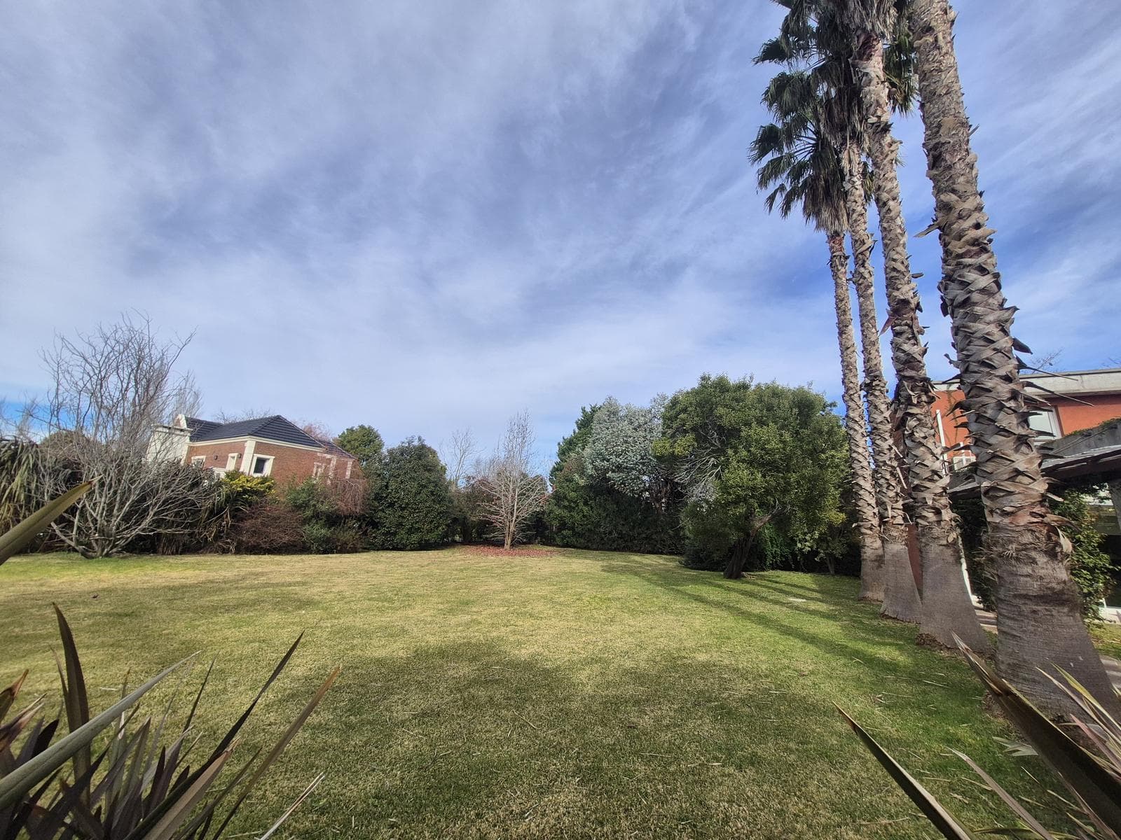 House for Sale in Abril Country Club on a Double Lot