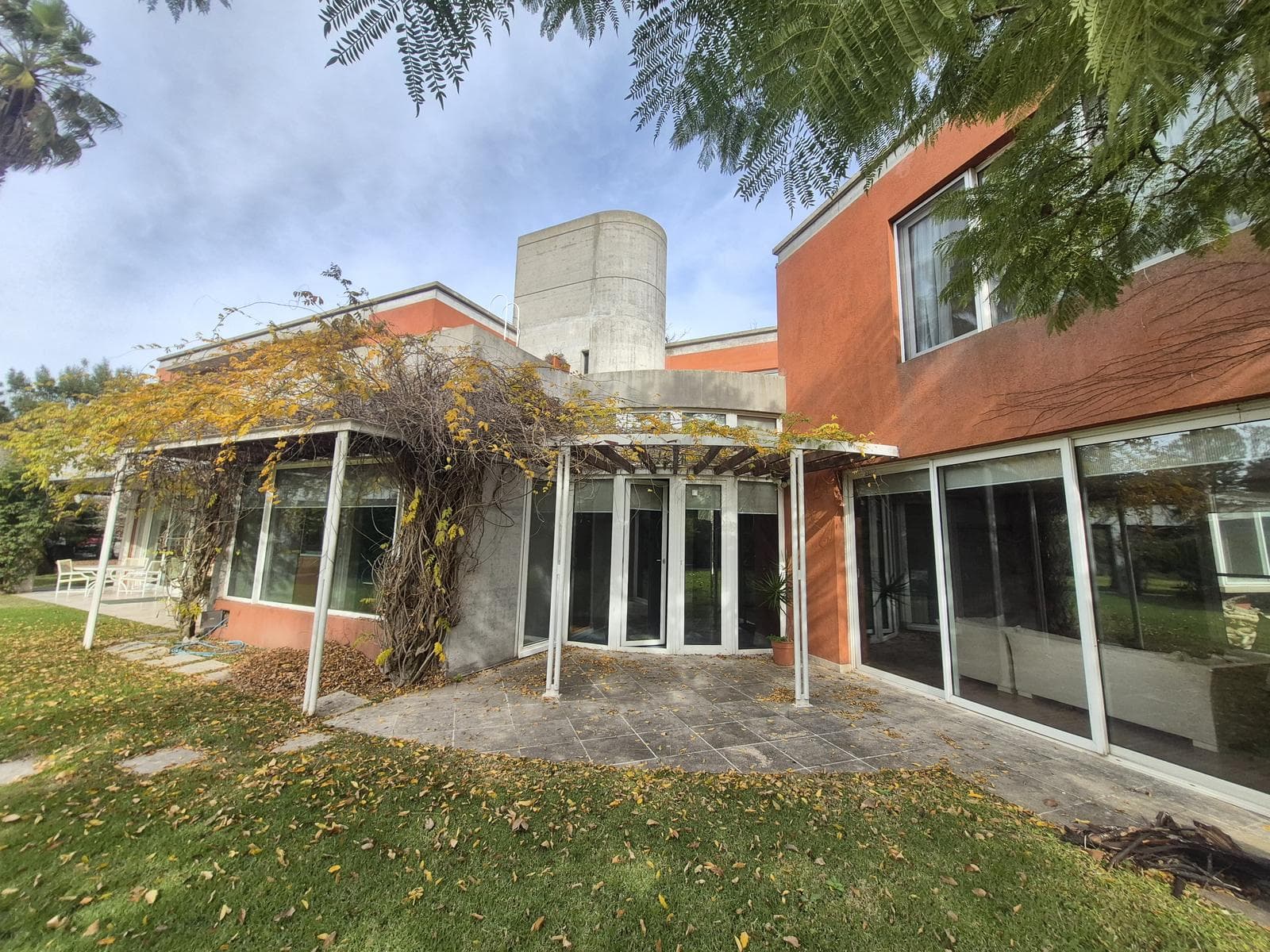 House for Sale in Abril Country Club on a Double Lot