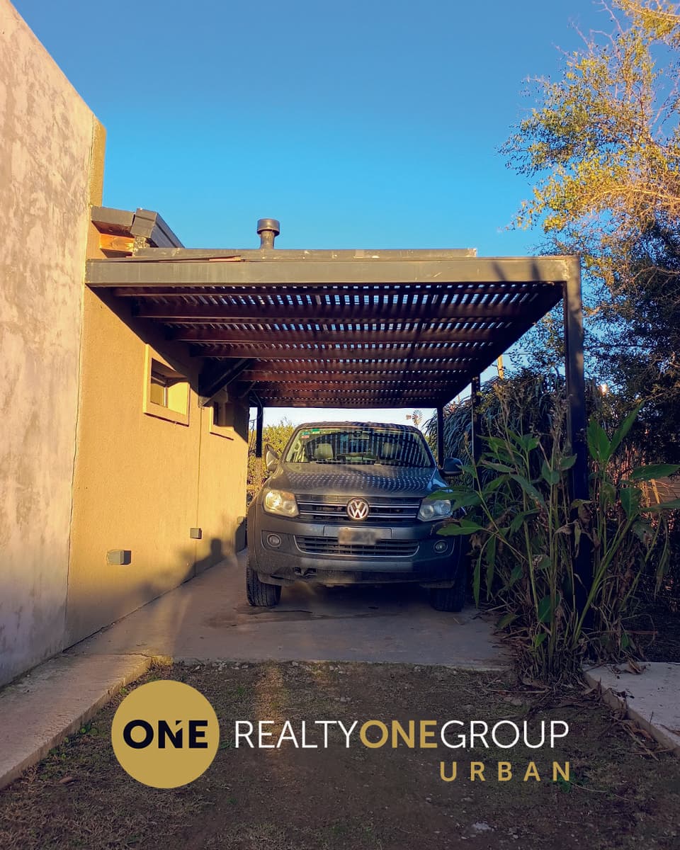 Modern house with a pool on a 1,000 m² lot | 2 bedrooms | Arana, La Plata