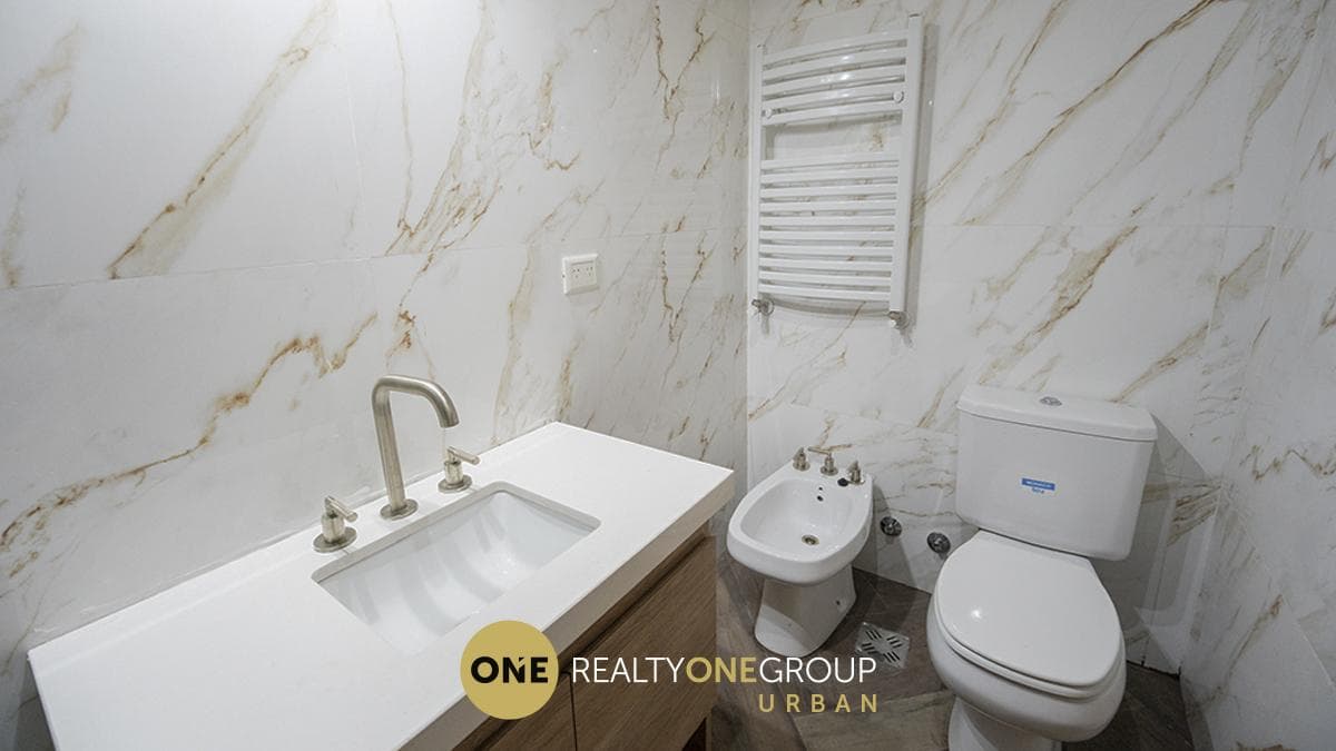 2-Bedroom Apartment (to be divided) for Rent in La Plata