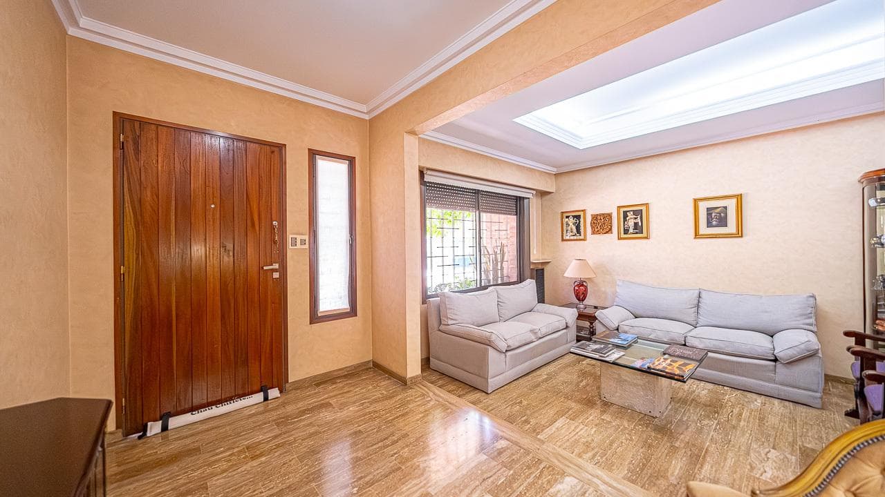 6-ROOM HOUSE FOR SALE IN RAMOS MEJIA—MORTGAGE AVAILABLE