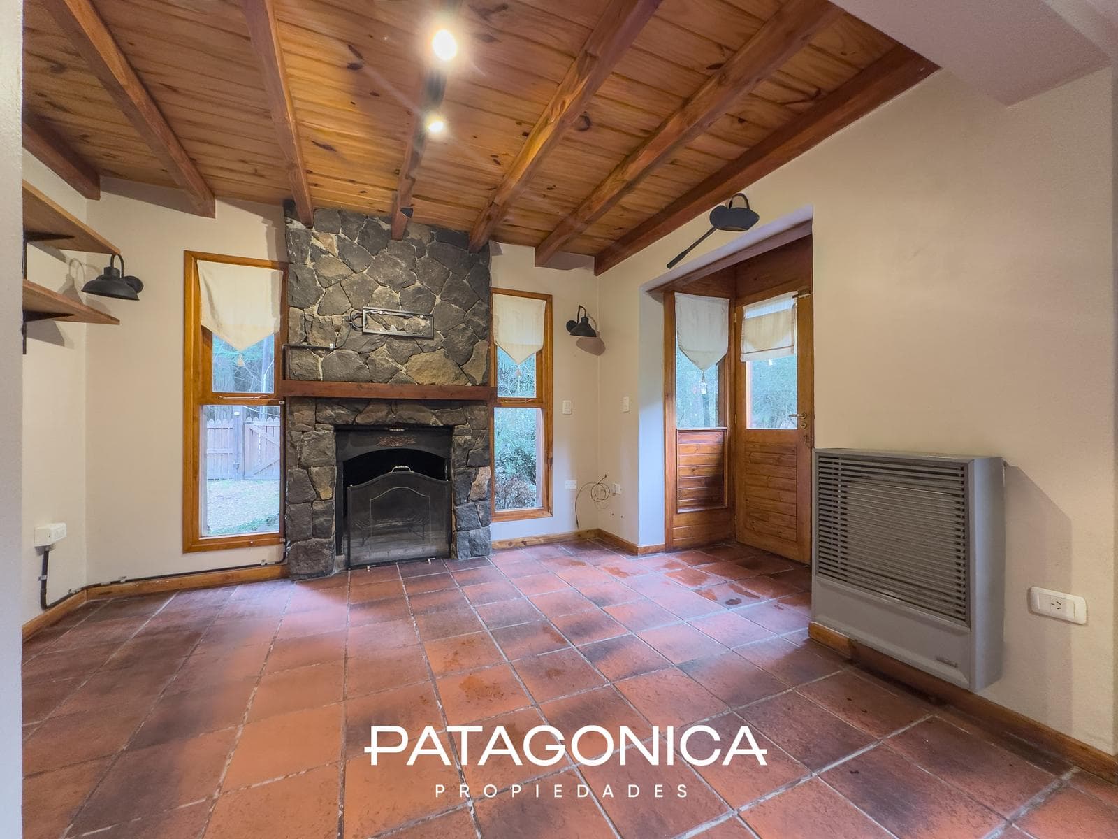 90-square-meter house on a 450-square-meter lot - Faldeo de Mazano.