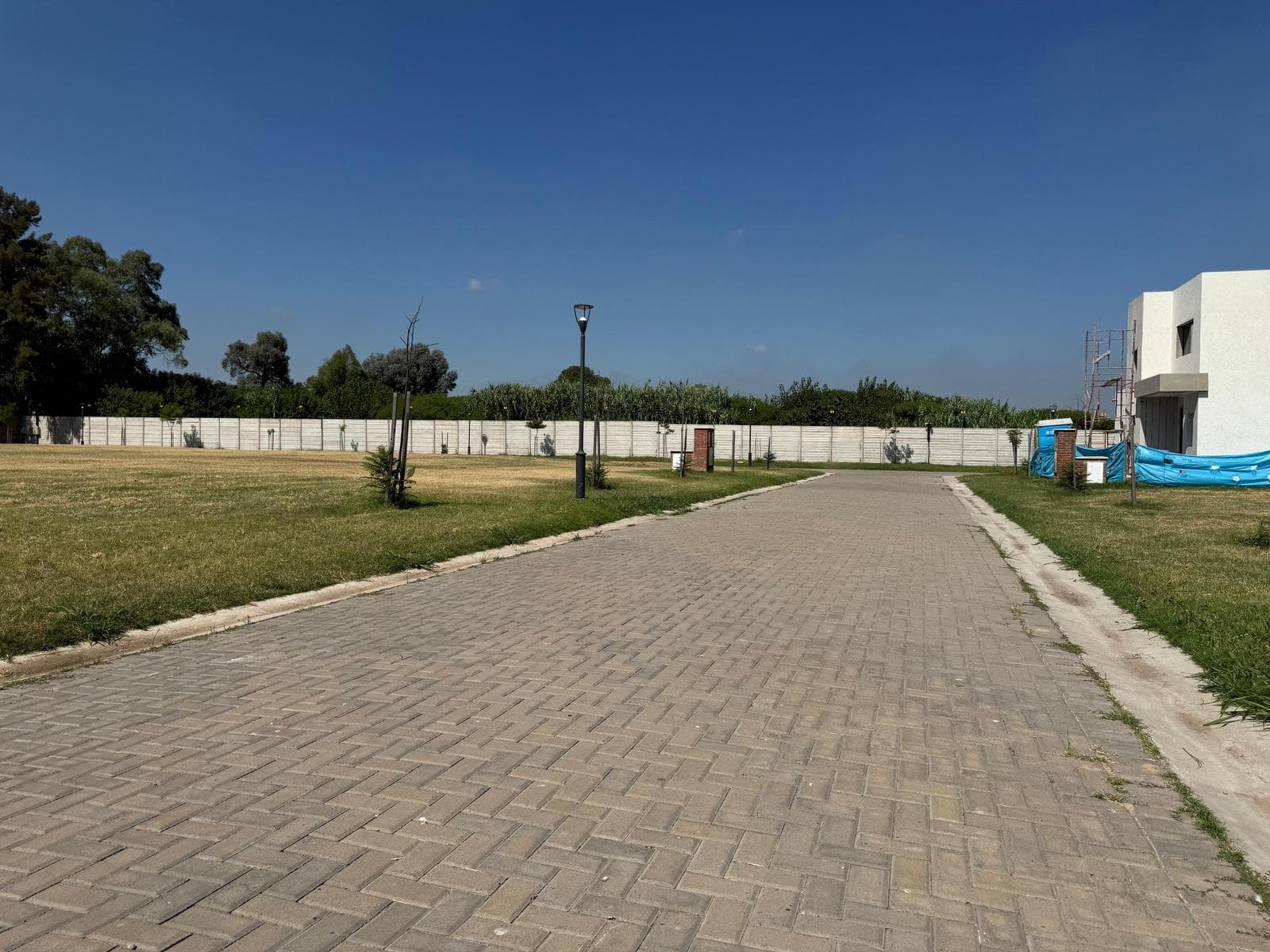 LAND FOR SALE IN THE EL OLIVAR NEIGHBORHOOD OF PILAR—FINANCING PROVIDED BY THE SELLER