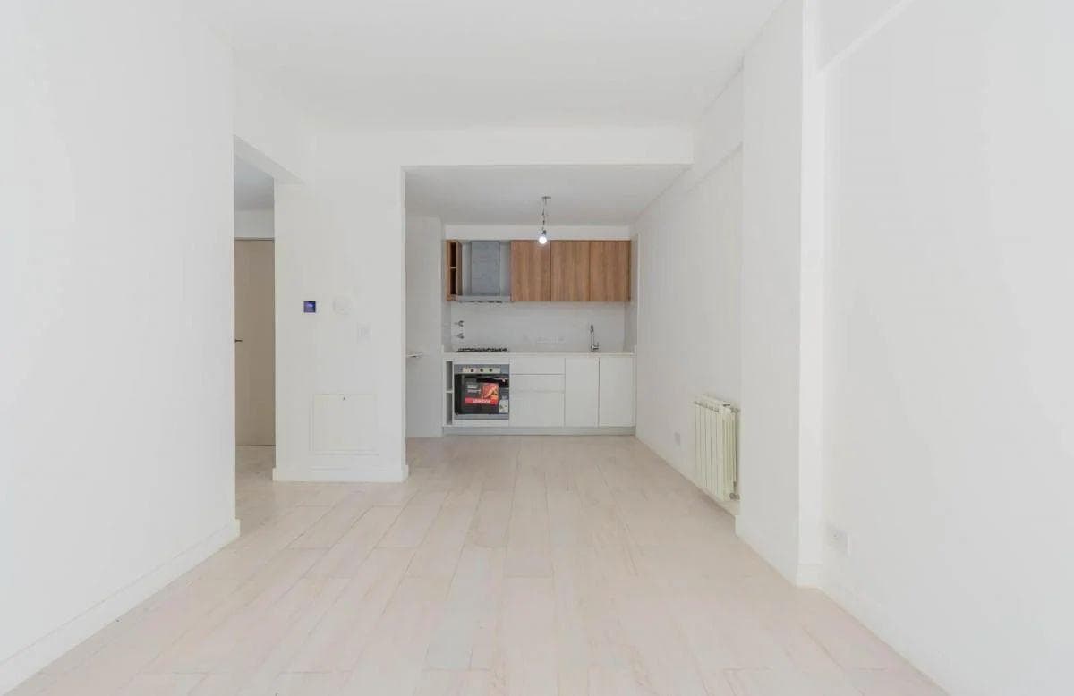 2-ROOM APARTMENT FOR SALE WITH BALCONY IN SAAVEDRA