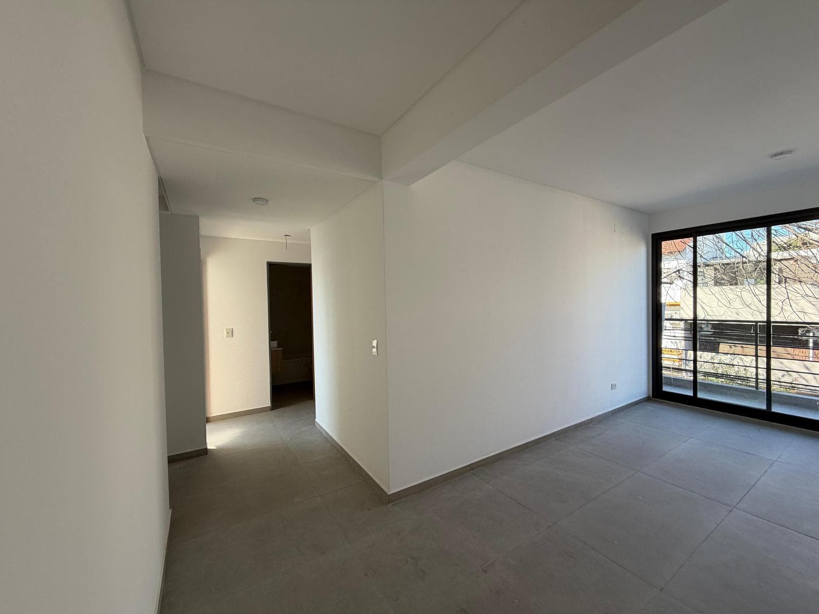Brand-new 3-room apartment for sale in Villa del Parque