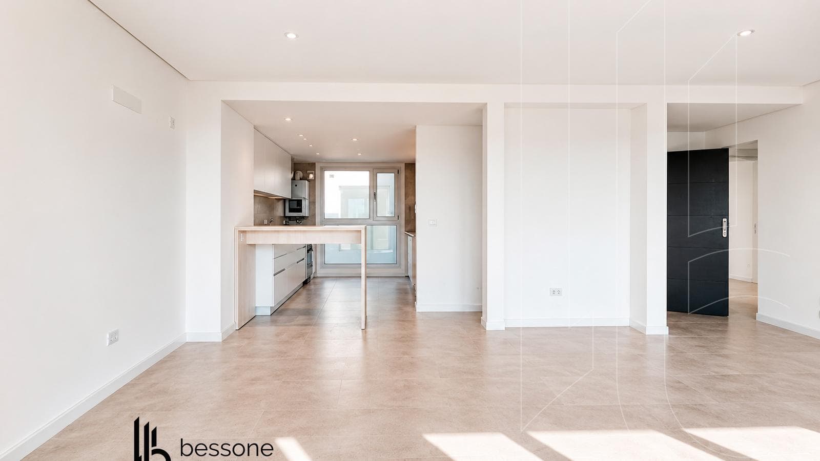 3-Room Apartment with Balcony, Ocean View, Double Garage, La Perla—Brand New