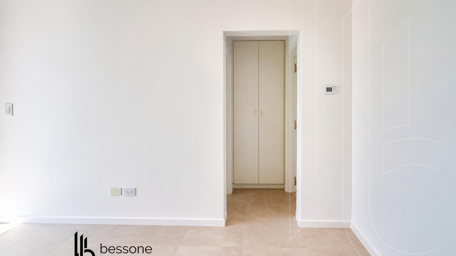 3-Room Apartment with Balcony, Ocean View, Double Garage, La Perla—Brand New
