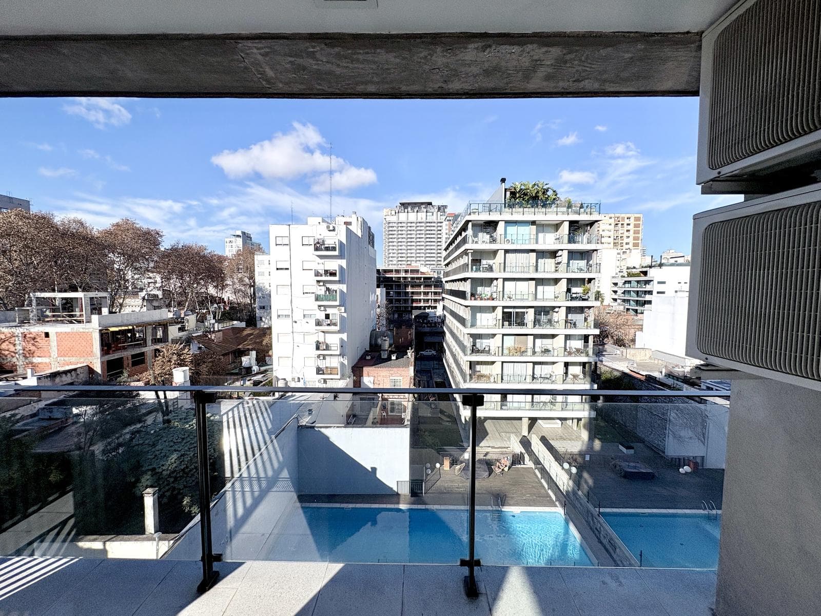 PONT BLEU 2-Room Apartment for Rent, Palermo Amenities
