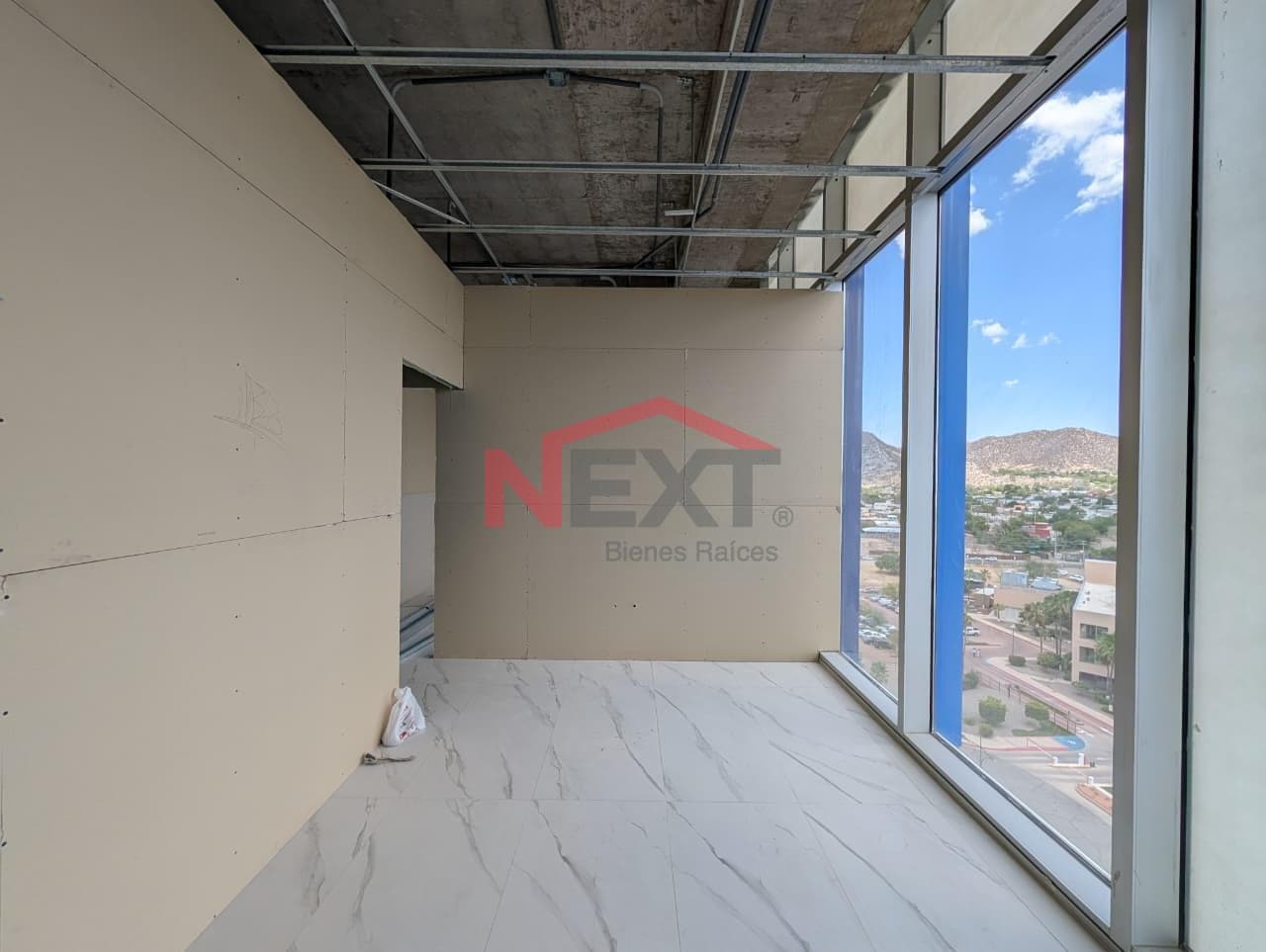 OFFICE FOR SALE IN THE CELTARA MEDICAL TOWER
