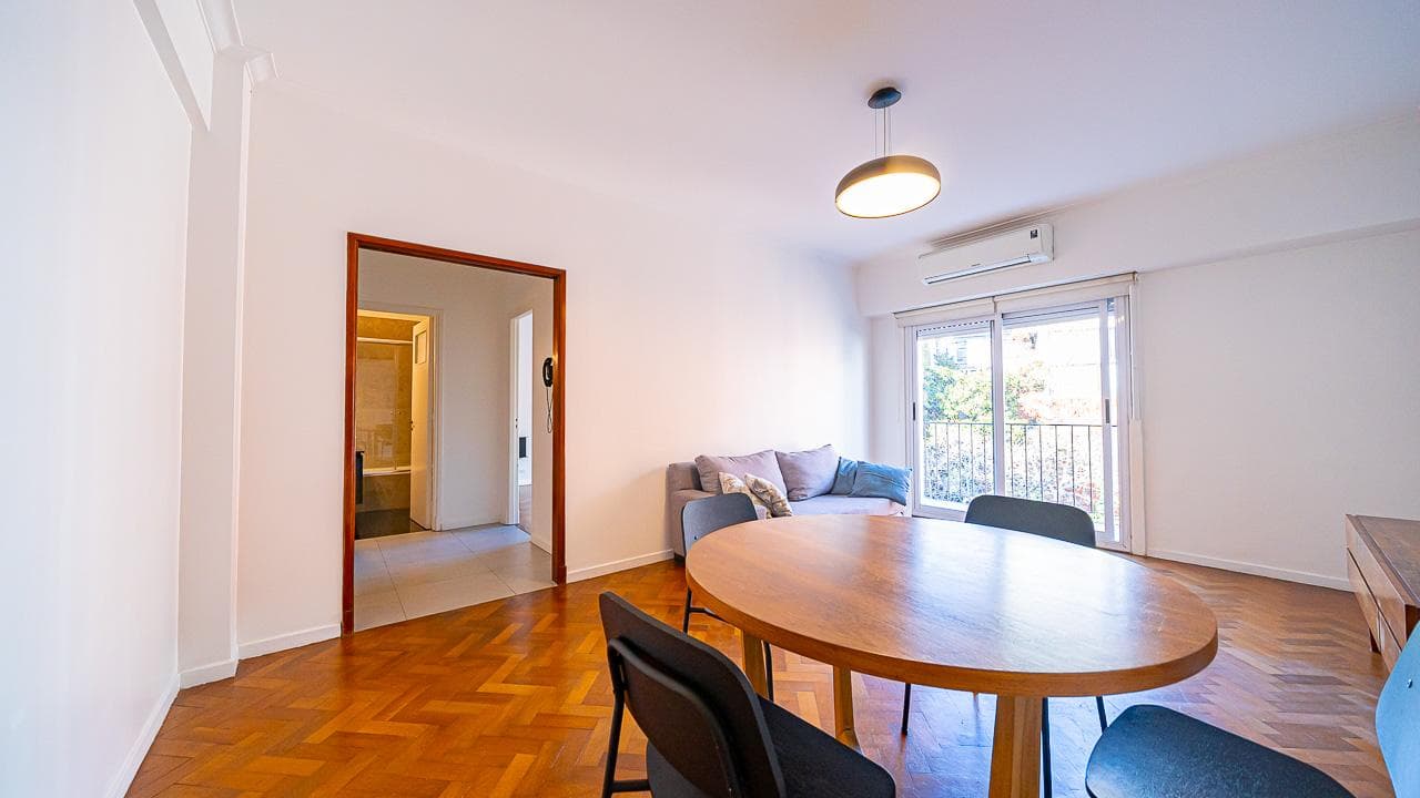 3-ROOM APARTMENT FOR SALE WITH BALCONY IN BELGRANO—QUALIFIES FOR MORTGAGE
