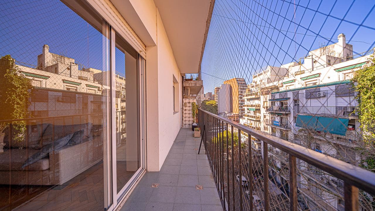 3-ROOM APARTMENT FOR SALE WITH BALCONY IN BELGRANO—QUALIFIES FOR MORTGAGE