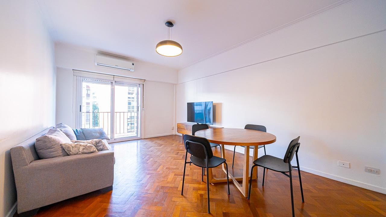 3-ROOM APARTMENT FOR SALE WITH BALCONY IN BELGRANO—QUALIFIES FOR MORTGAGE