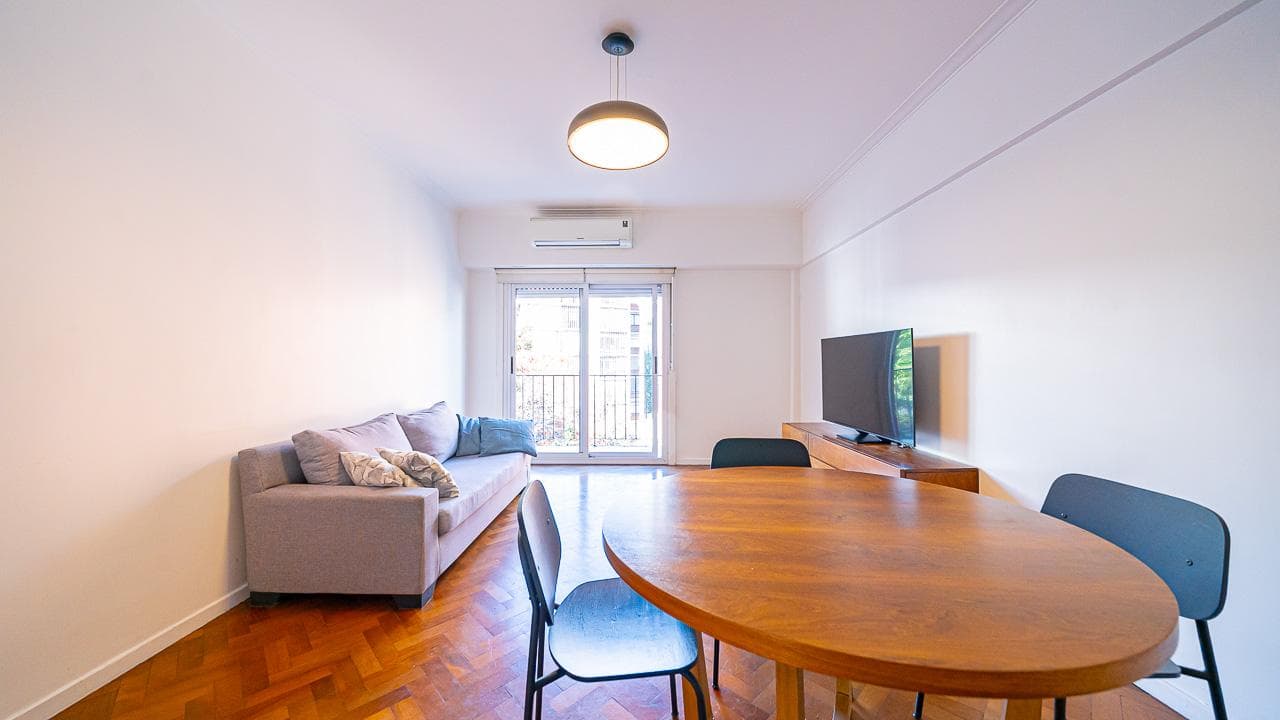 3-ROOM APARTMENT FOR SALE WITH BALCONY IN BELGRANO—QUALIFIES FOR MORTGAGE