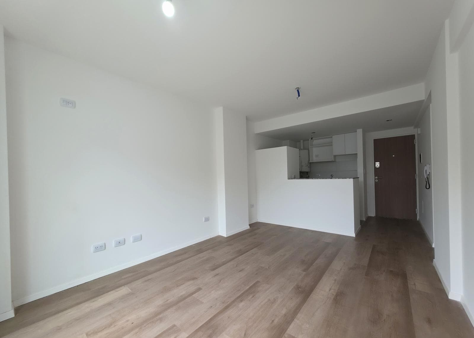 For Sale, 1 bedroom, 1 bathroom, Private Patio, East-Facing, Amenities, Downtown, Rosario